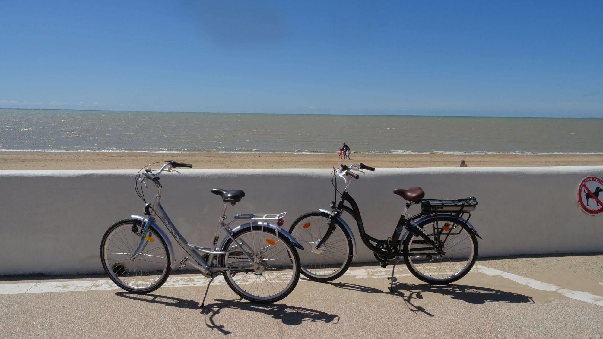Boutique Hotel D'Orbigny Chatelaillon - La Rochelle Exterior foto
